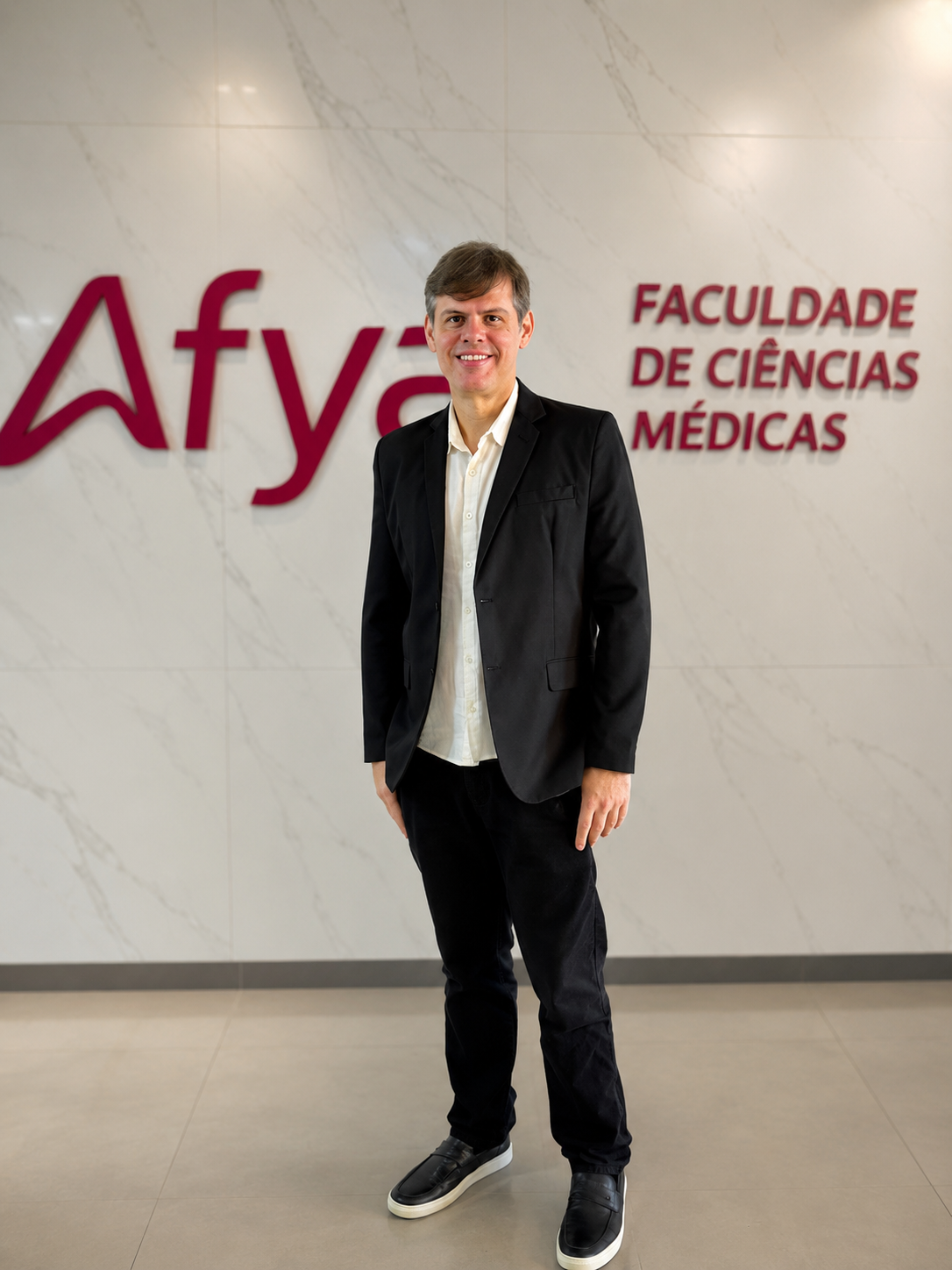 Dr. Anderson Felipe